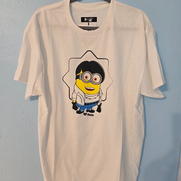 *BTS* Despicable Me 4 Men's Size Lg - Jimin 2024 Collaboration Essential T-Shirt - Picture 1 of 4